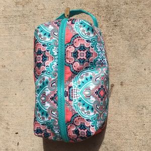 Cosmetic bag